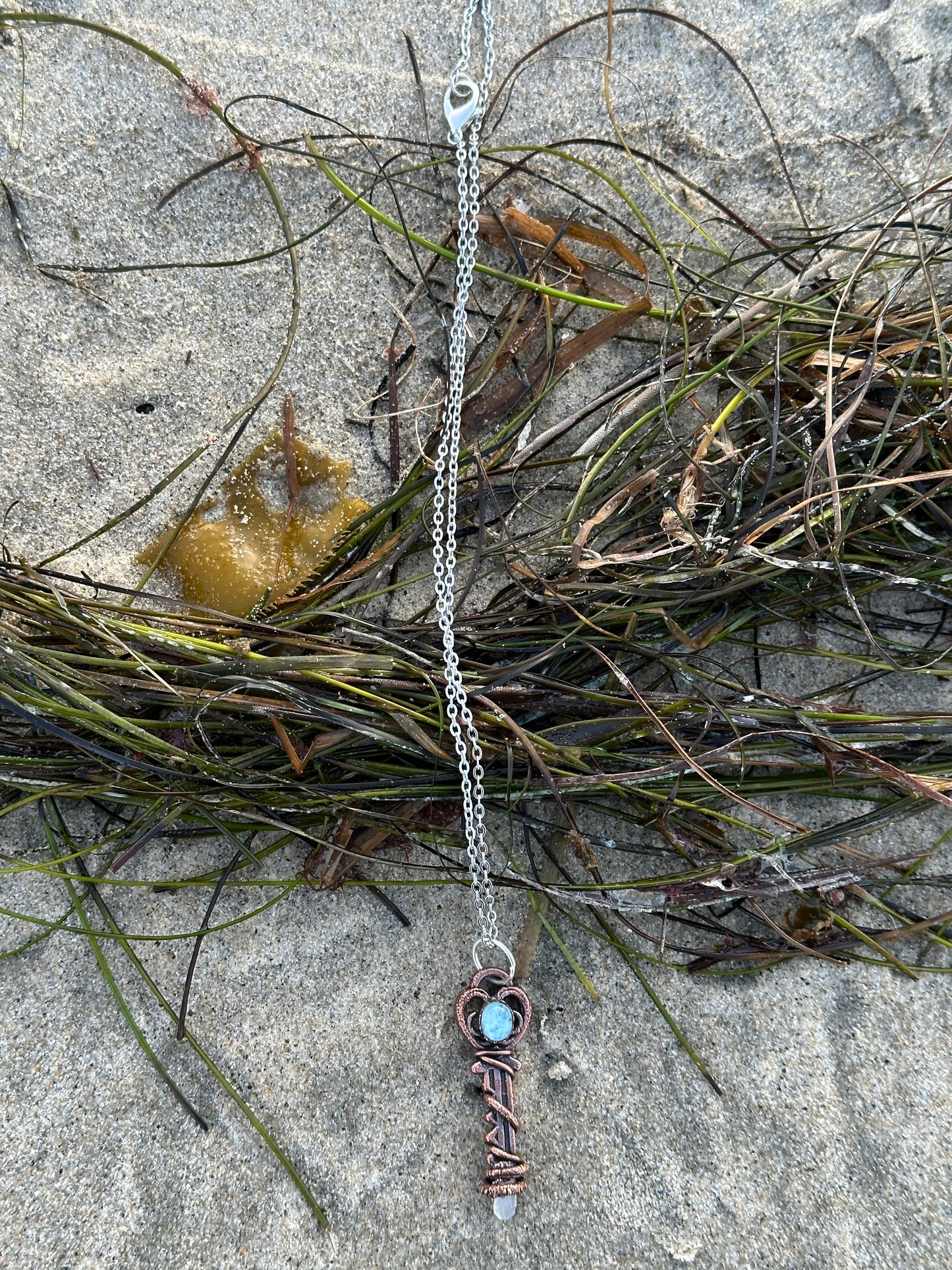 L. Key Necklace | Quartz | Aquamarine